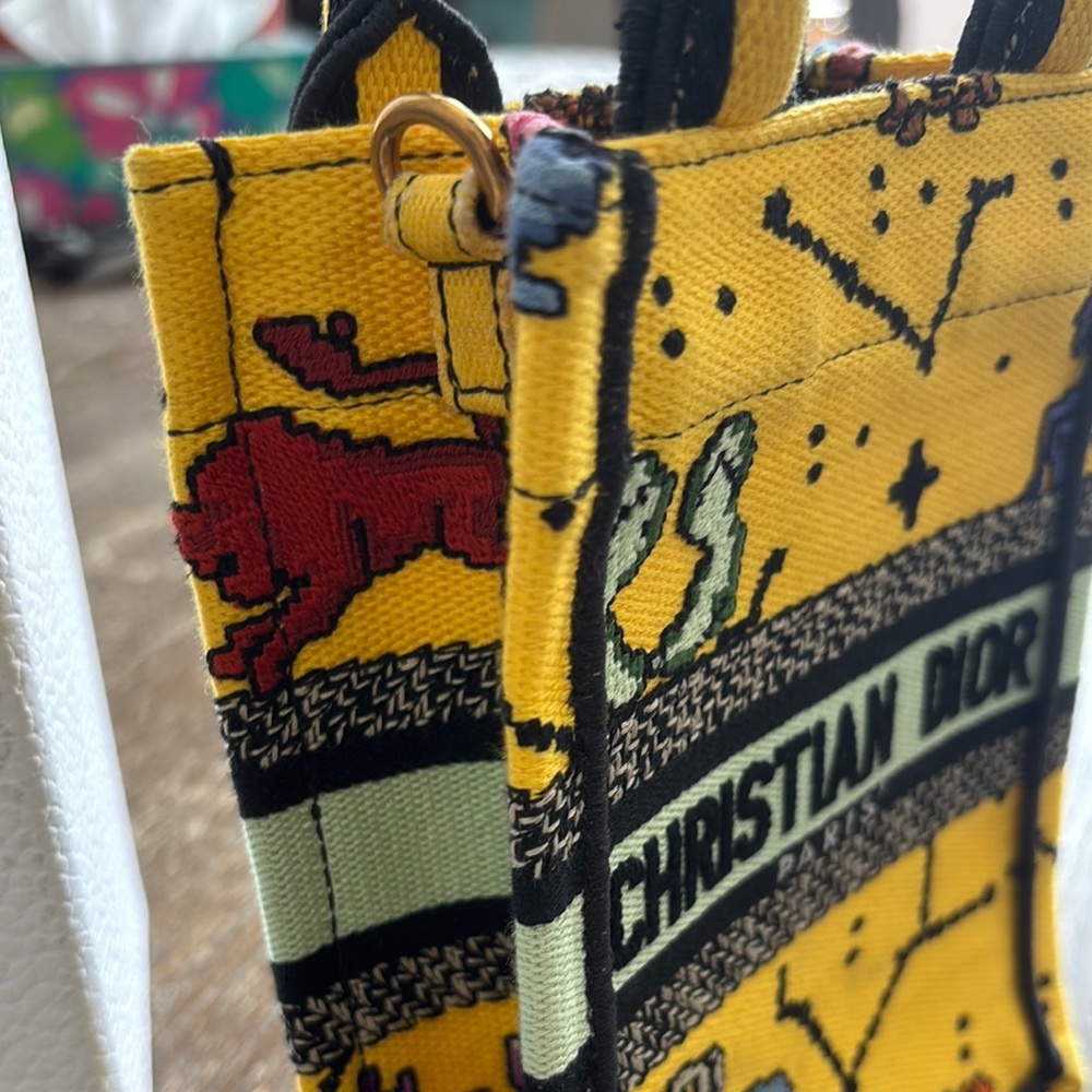 Dior Yellow Crossbody Bag - Picture 5 of 9